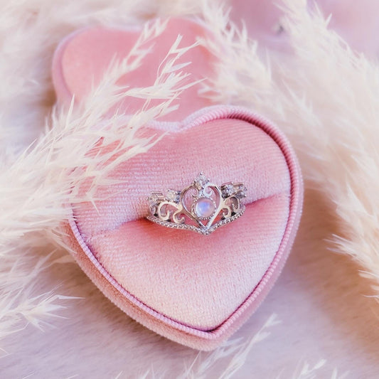 Luxury Heart-Shaped Velvet Jewelry Box