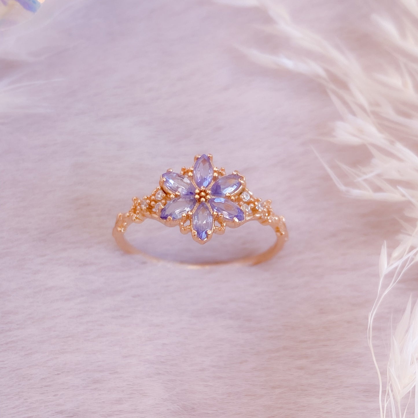 Dreamy Floralia Ring