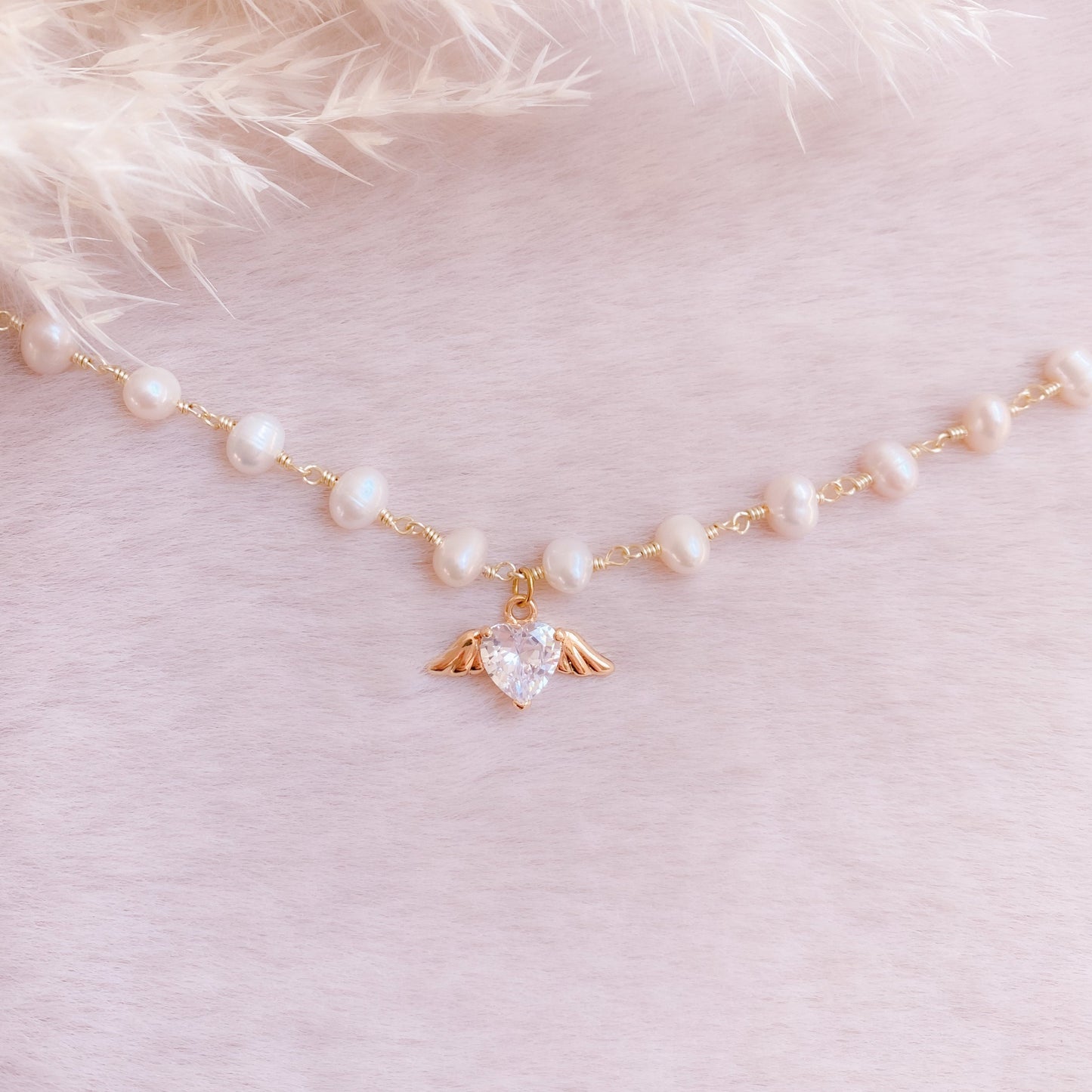 Winged Love Pearl Choker