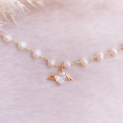 Winged Love Pearl Choker