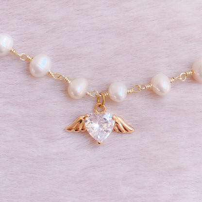 Winged Love Pearl Choker