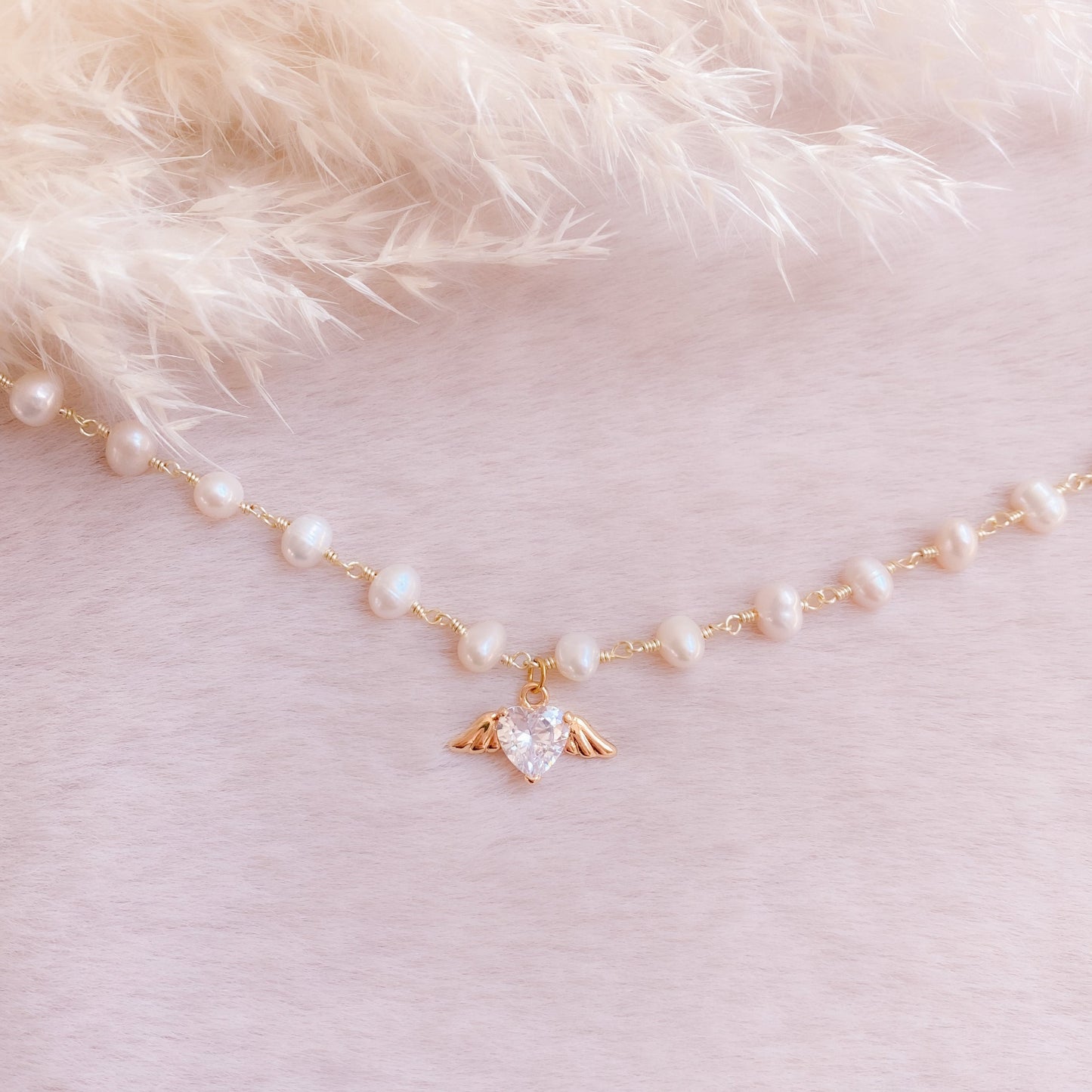 Winged Love Pearl Choker