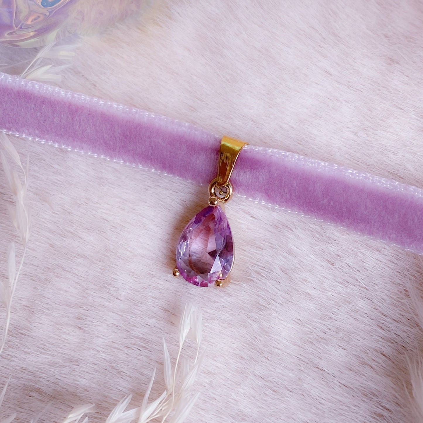 Precious Velvet Mid Drop Choker