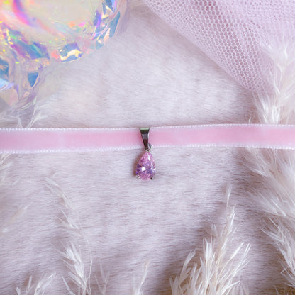 Precious Velvet Small Teardrop Choker