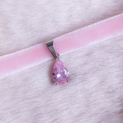 Precious Velvet Small Teardrop Choker