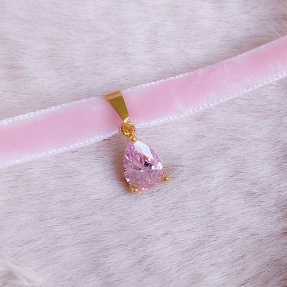 Precious Velvet Small Teardrop Choker