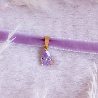 Precious Velvet Small Teardrop Choker