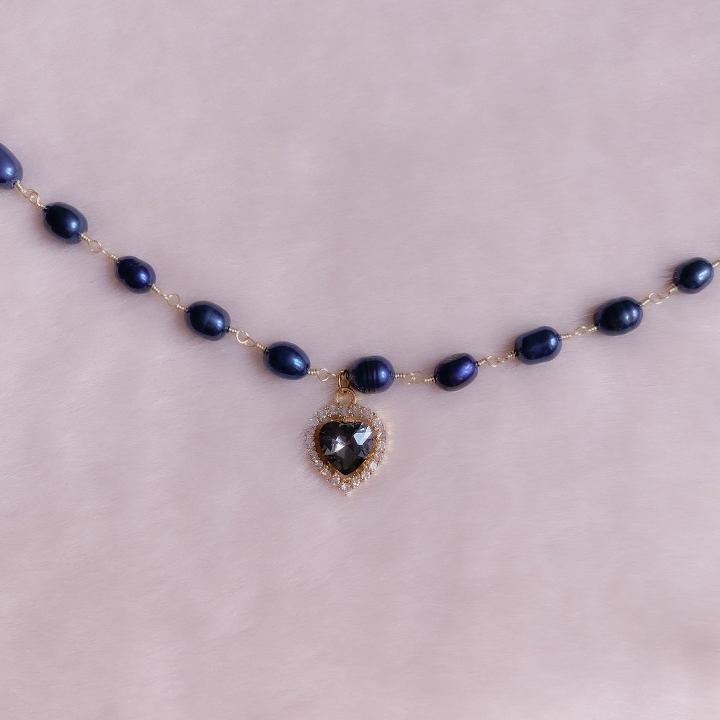 Crystal Heart Ebony Pearl Choker