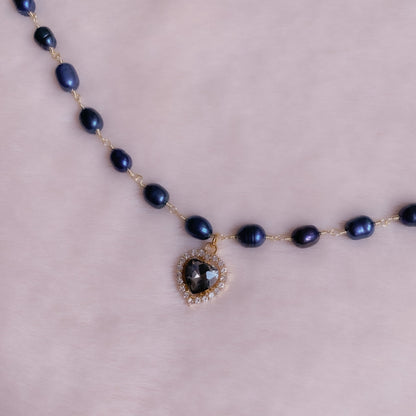 Crystal Heart Ebony Pearl Choker