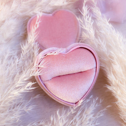 Luxury Heart-Shaped Velvet Jewelry Box