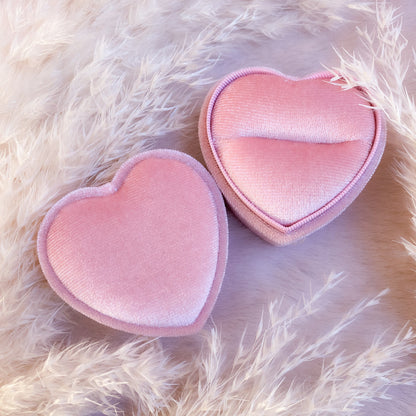 Luxury Heart-Shaped Velvet Jewelry Box