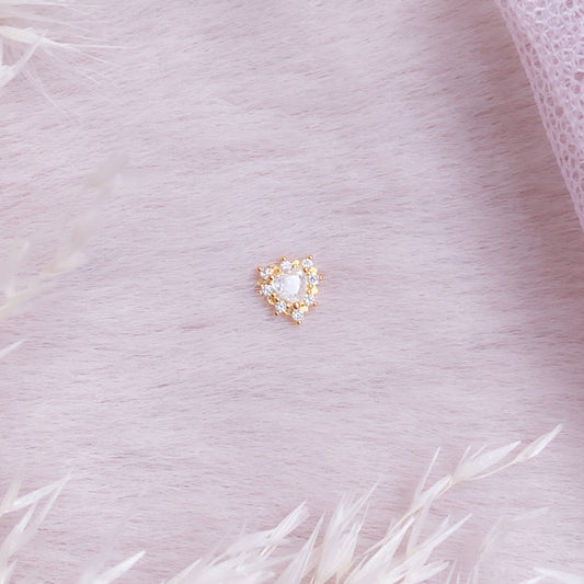 Sparkle Lace Heart Stud Earring