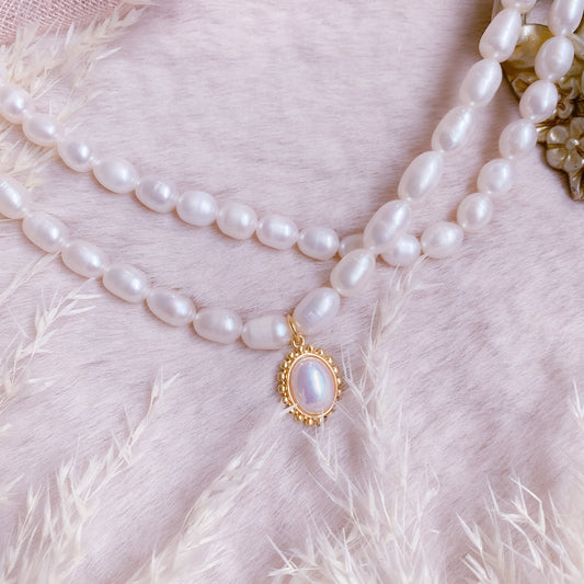 Double Pearl Choker