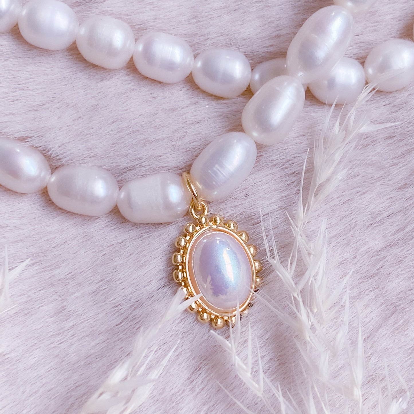 Double Pearl Choker