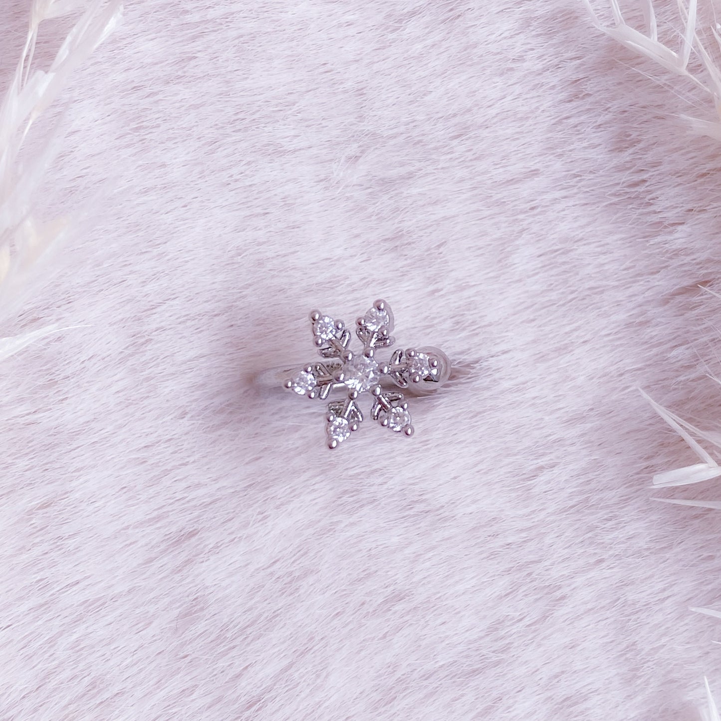 Snowflake Earcuff