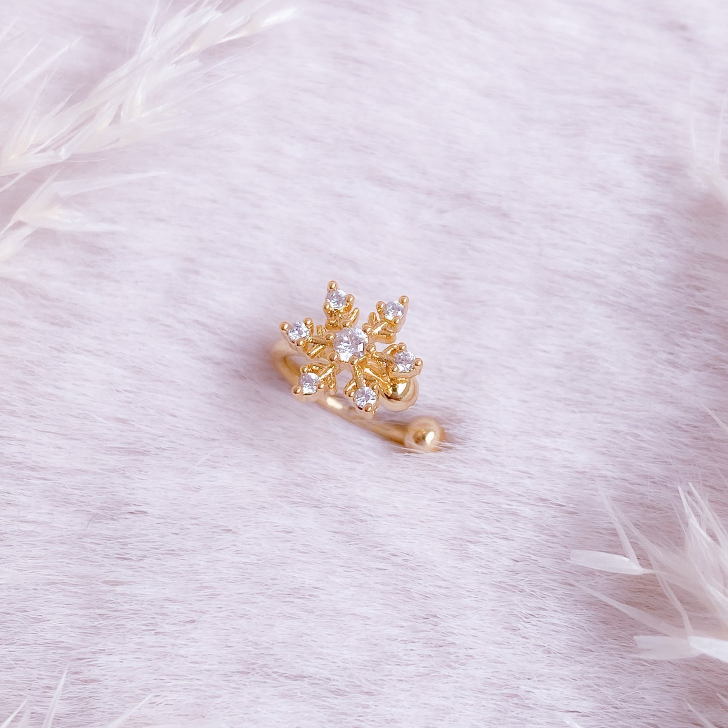 Snowflake Earcuff