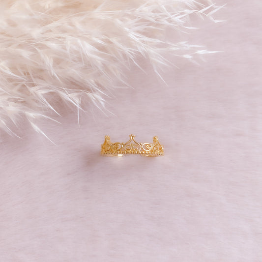 Dainty Principessa Ring