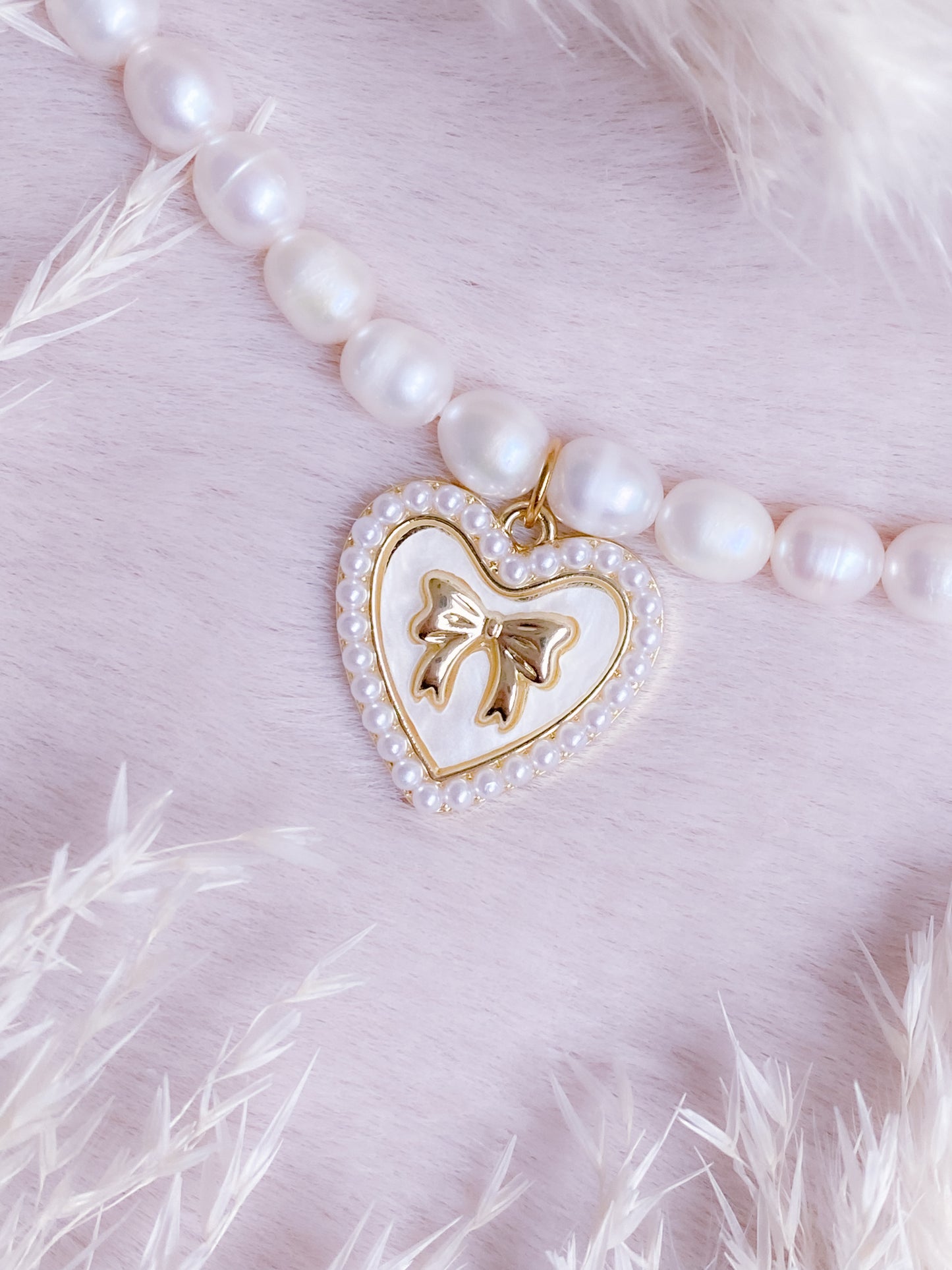 Coquette Heart Pearl Choker