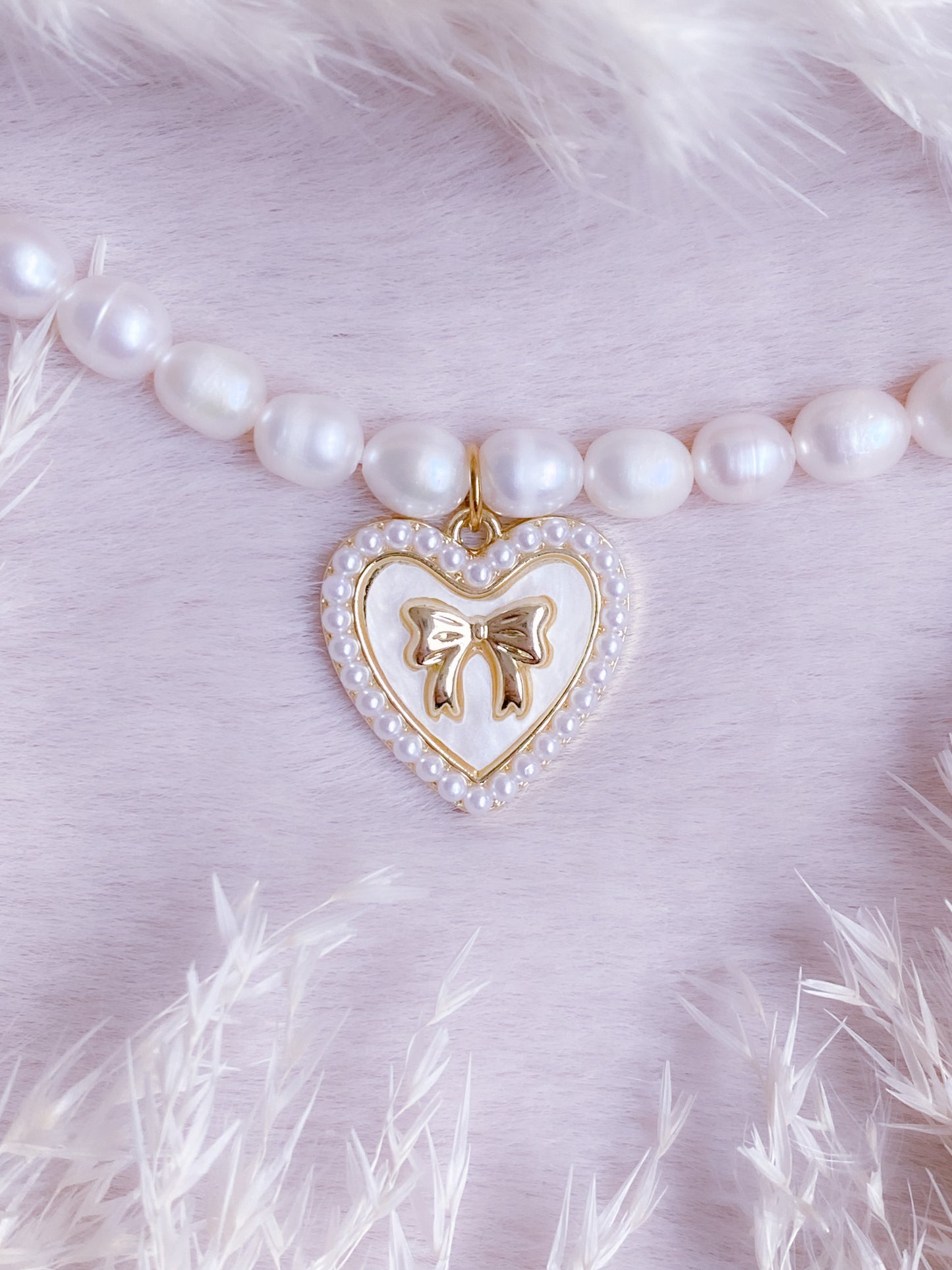 Coquette Heart Pearl Choker