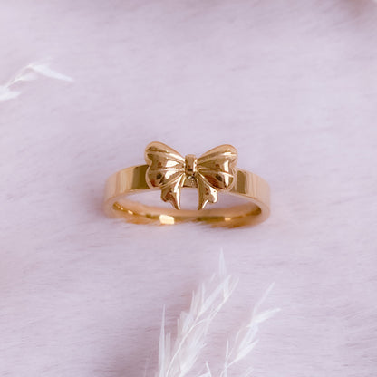 Pretty Bow Ring