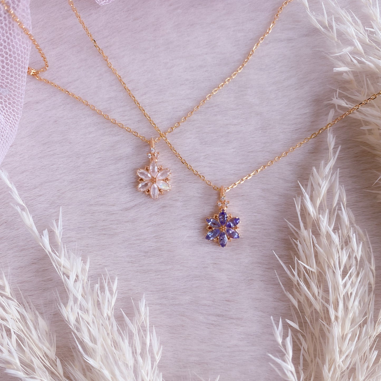 Dreamy Floralia Necklace