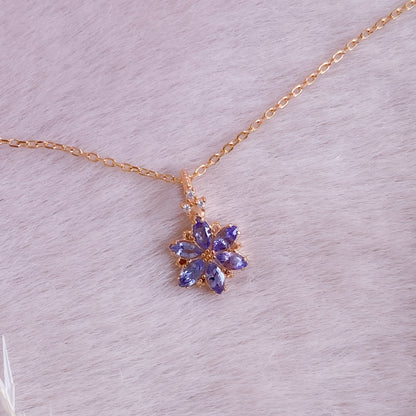 Dreamy Floralia Necklace