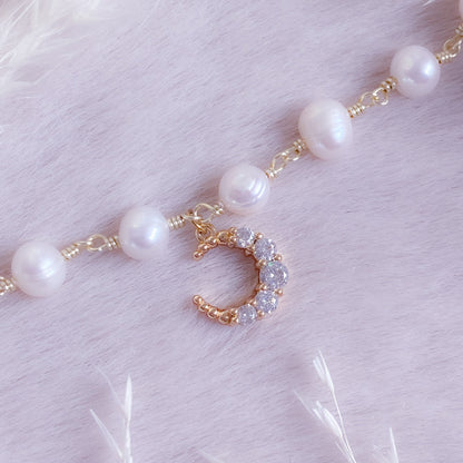 Moonlight Pearl Bracelet