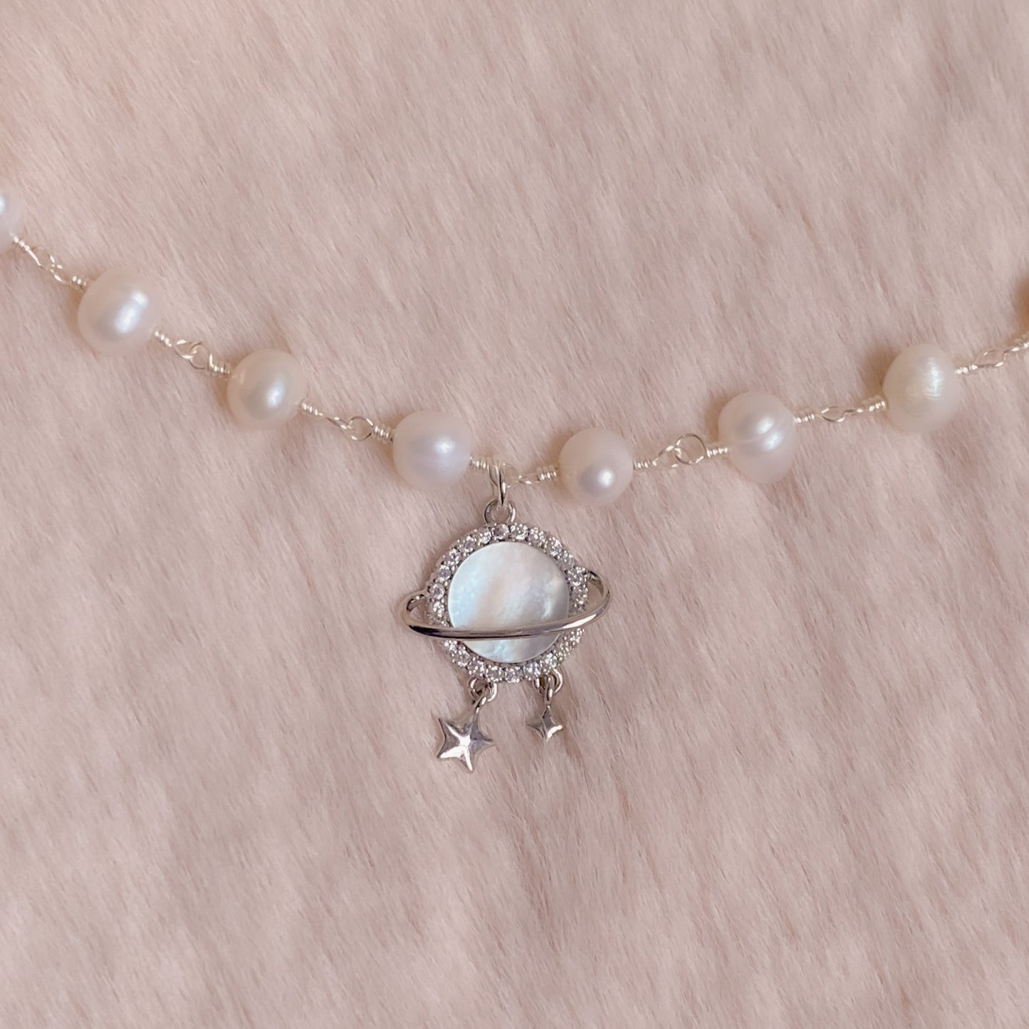 Saturn Pearl Choker