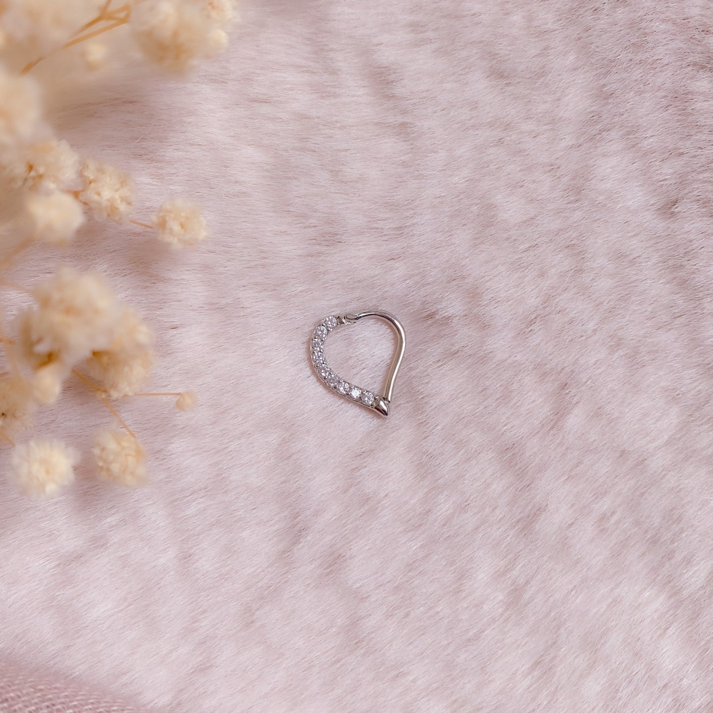 Sparkly Heart Clicker Piercing