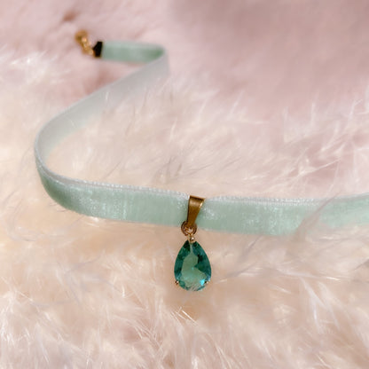 Precious Velvet Mid Drop Choker