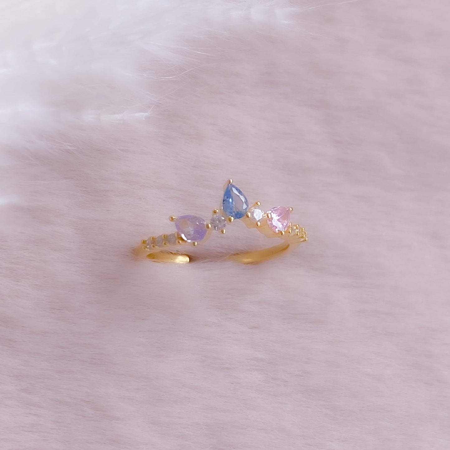 Dainty Crown Ring