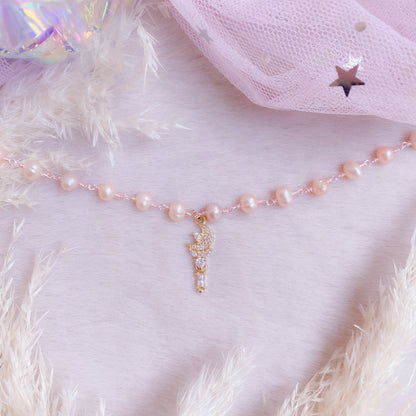 Moon Scepter Pearl Choker