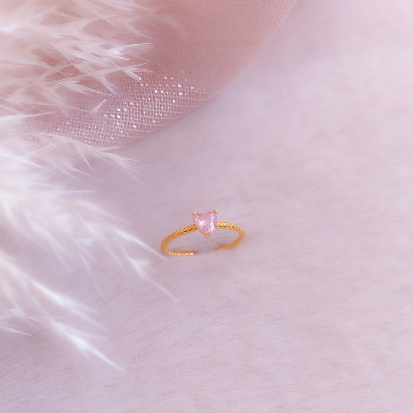 Dainty Twisted Heart Ring