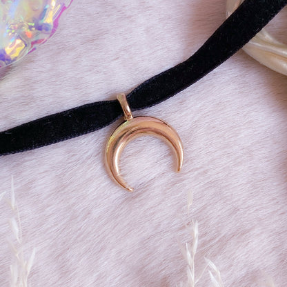 Dark Moon Velvet Choker