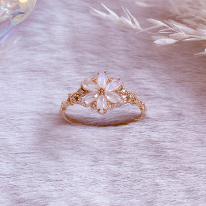 Dreamy Floralia Ring