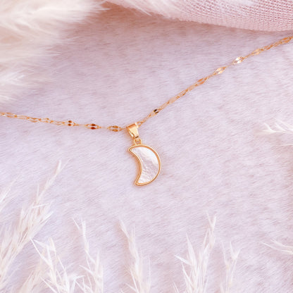 Bright Moon Necklace