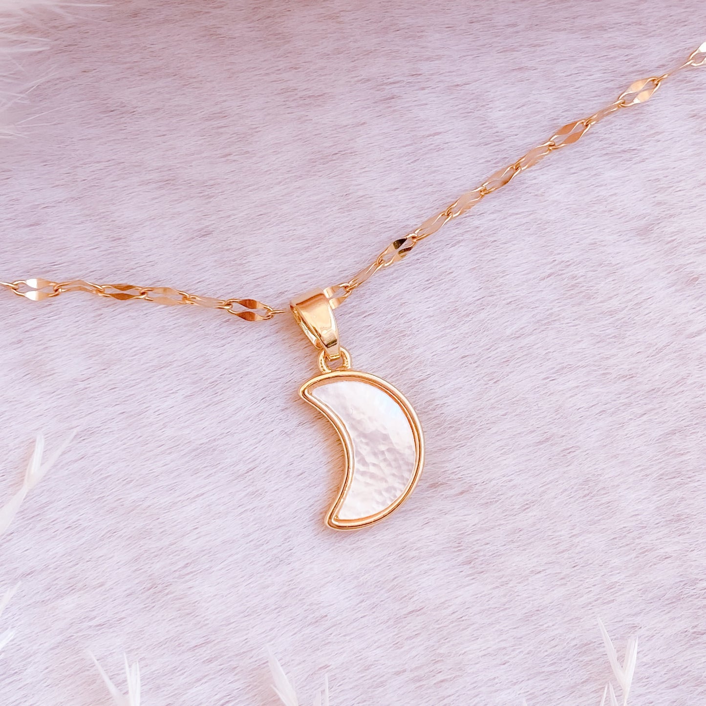 Bright Moon Necklace