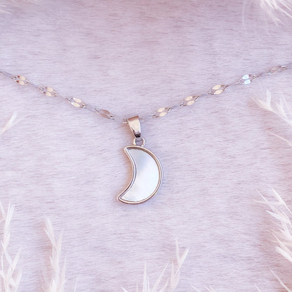 Bright Moon Necklace