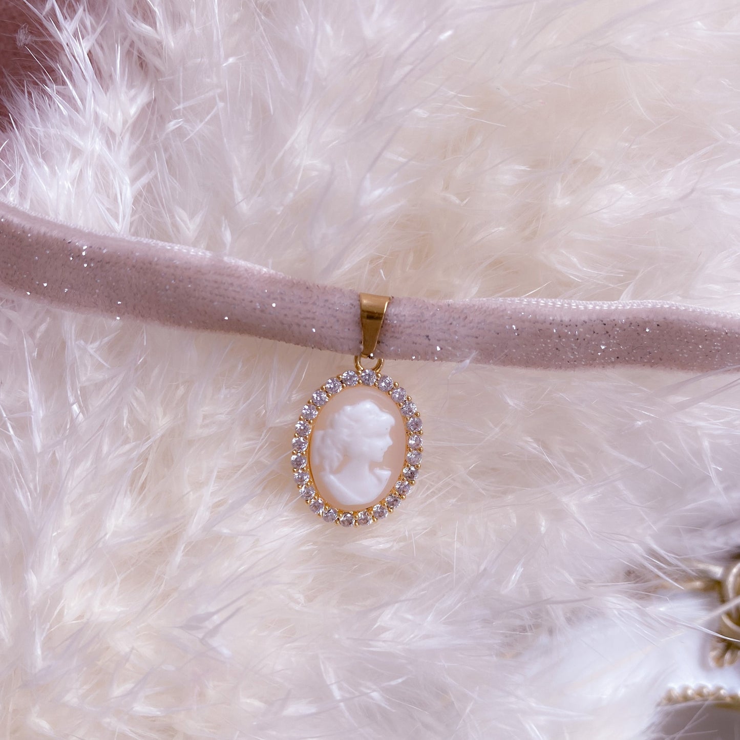 Sparkly Velvet Cameo Choker