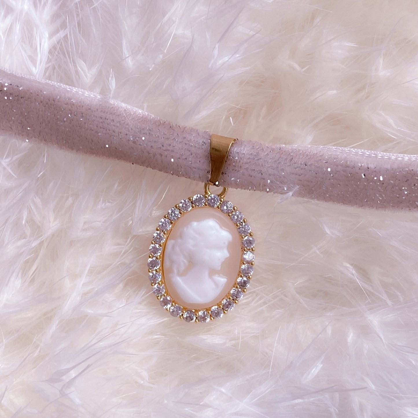 Sparkly Velvet Cameo Choker