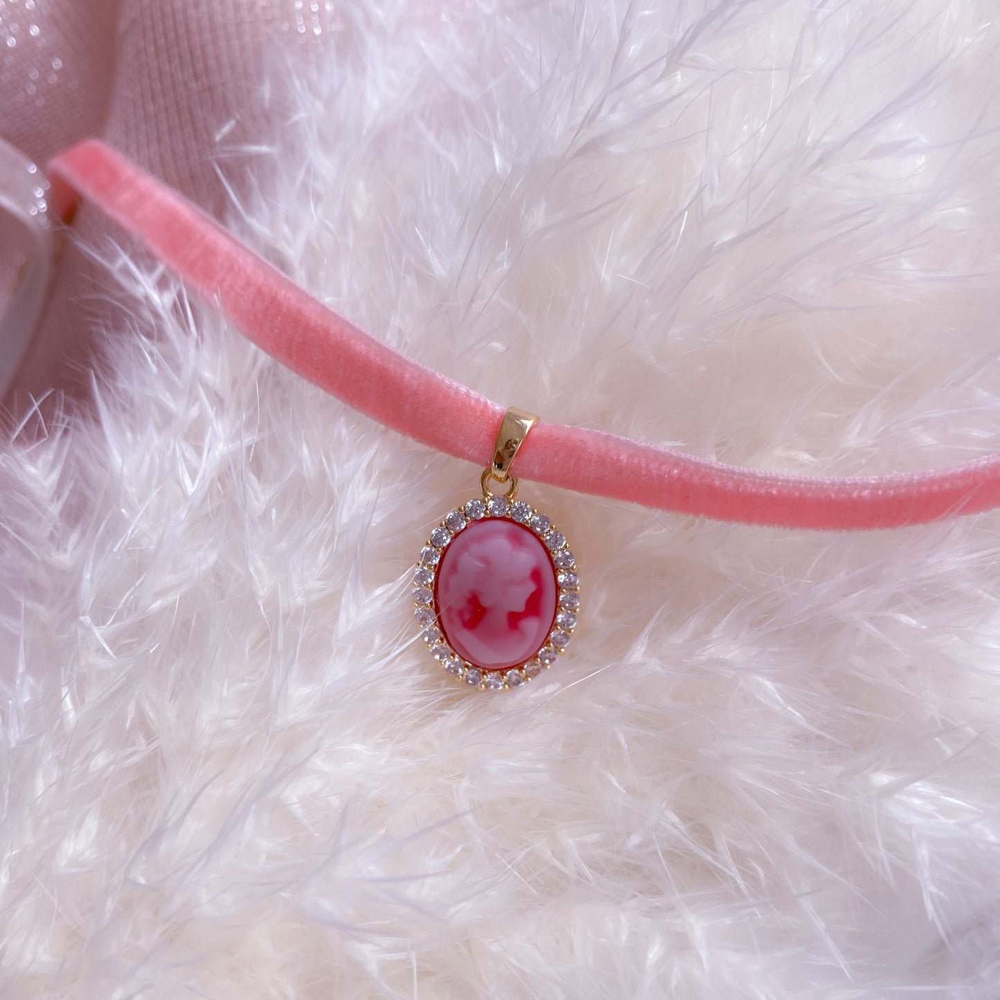 Precious Velvet Cameo Choker