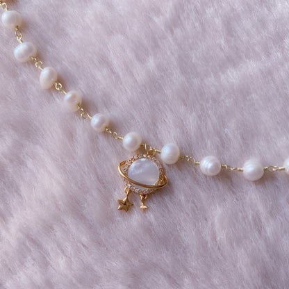 Saturn Pearl Choker