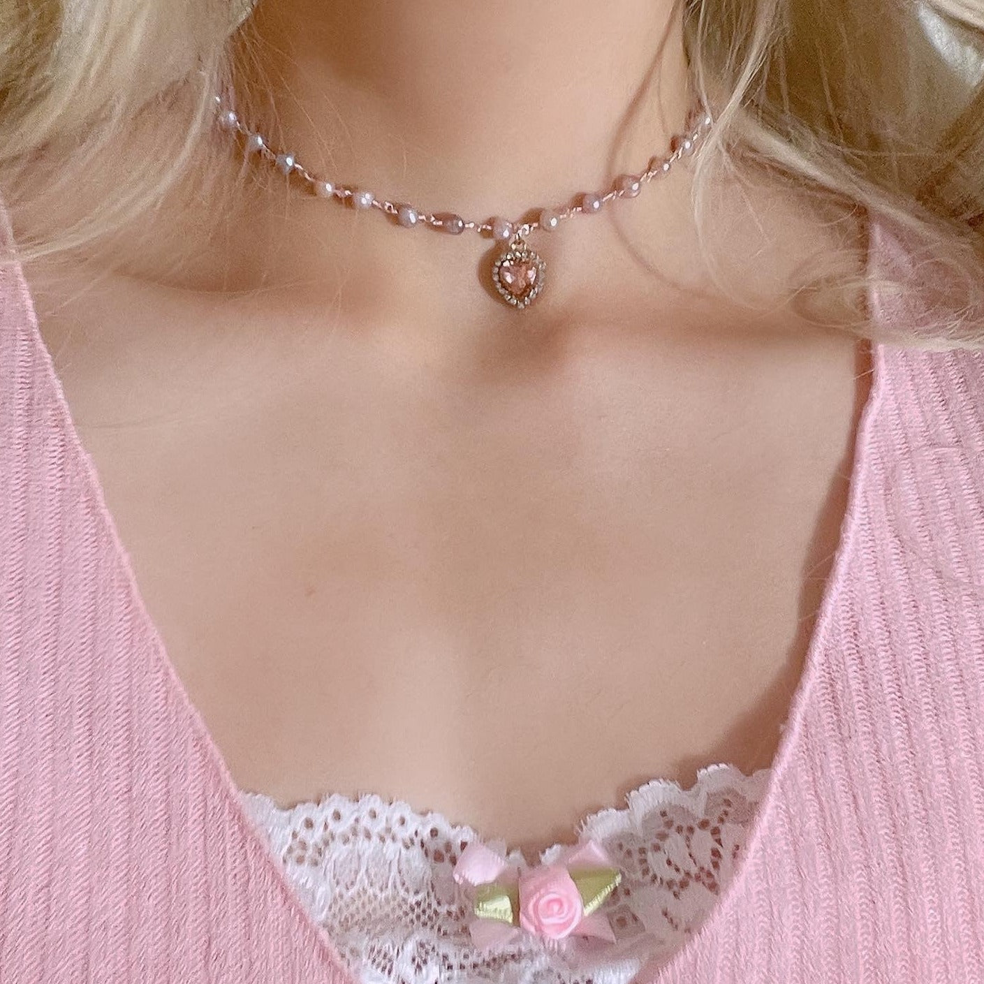 Rose Crystal Heart Pearl Choker